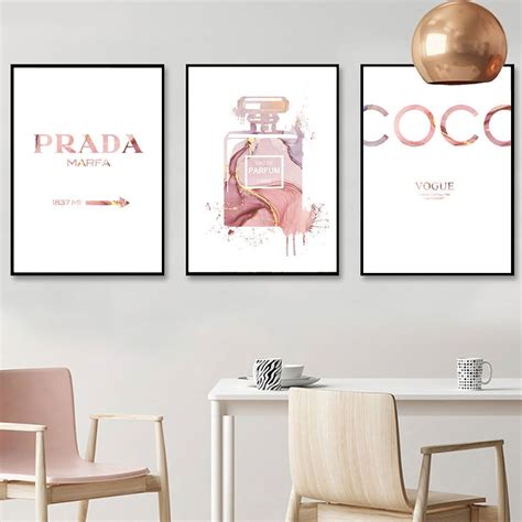 cadre coco chanel prada